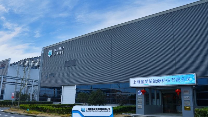屋顶光伏发电系统支架：规格尺寸背后的关键考量**